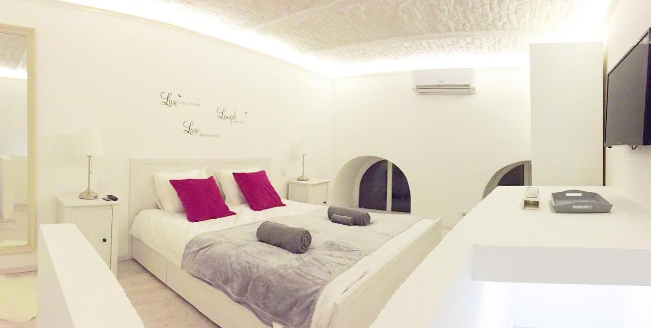 City Center Apartment With Gym & Spa Budapest Exteriör bild