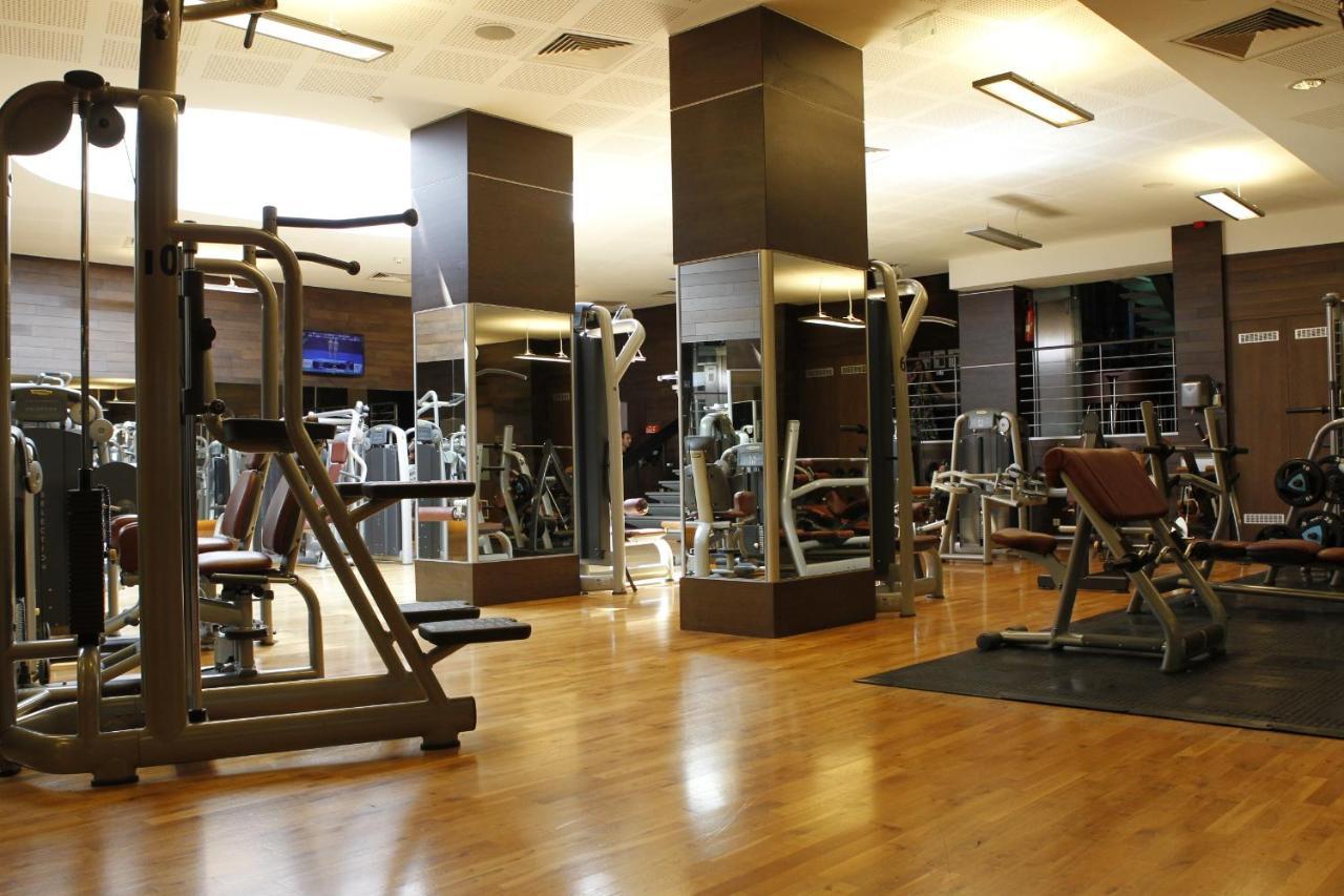 City Center Apartment With Gym & Spa Budapest Exteriör bild